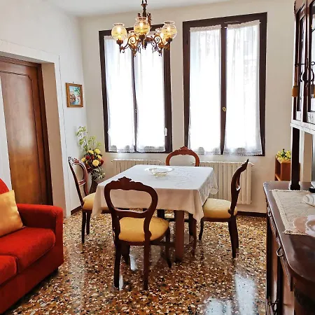 Ca' Letizia Authentic Classic In In Typical Venetian Style Apartment Venice