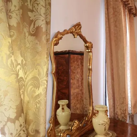Apartment Ca' Letizia Authentic Classic In In Typical Venetian Style Venice